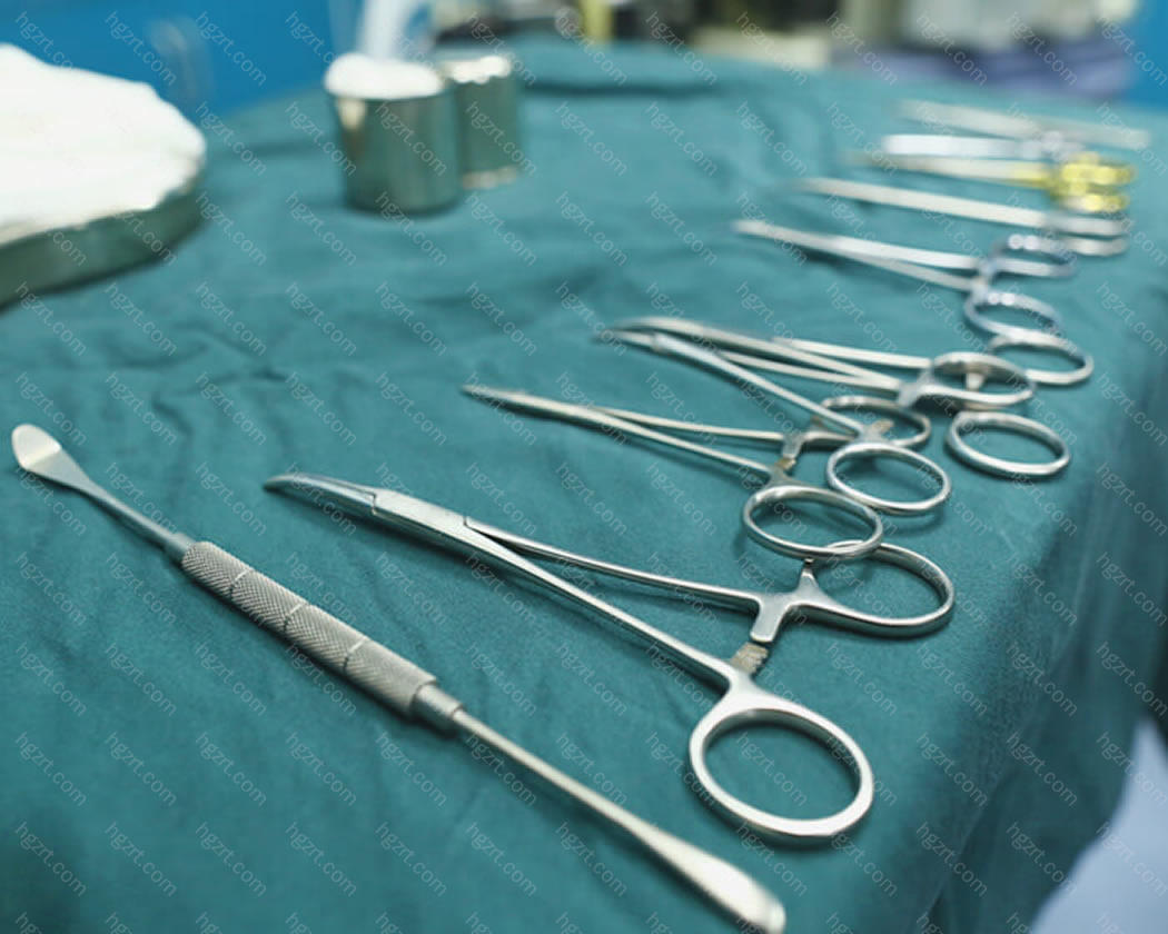 手术器械